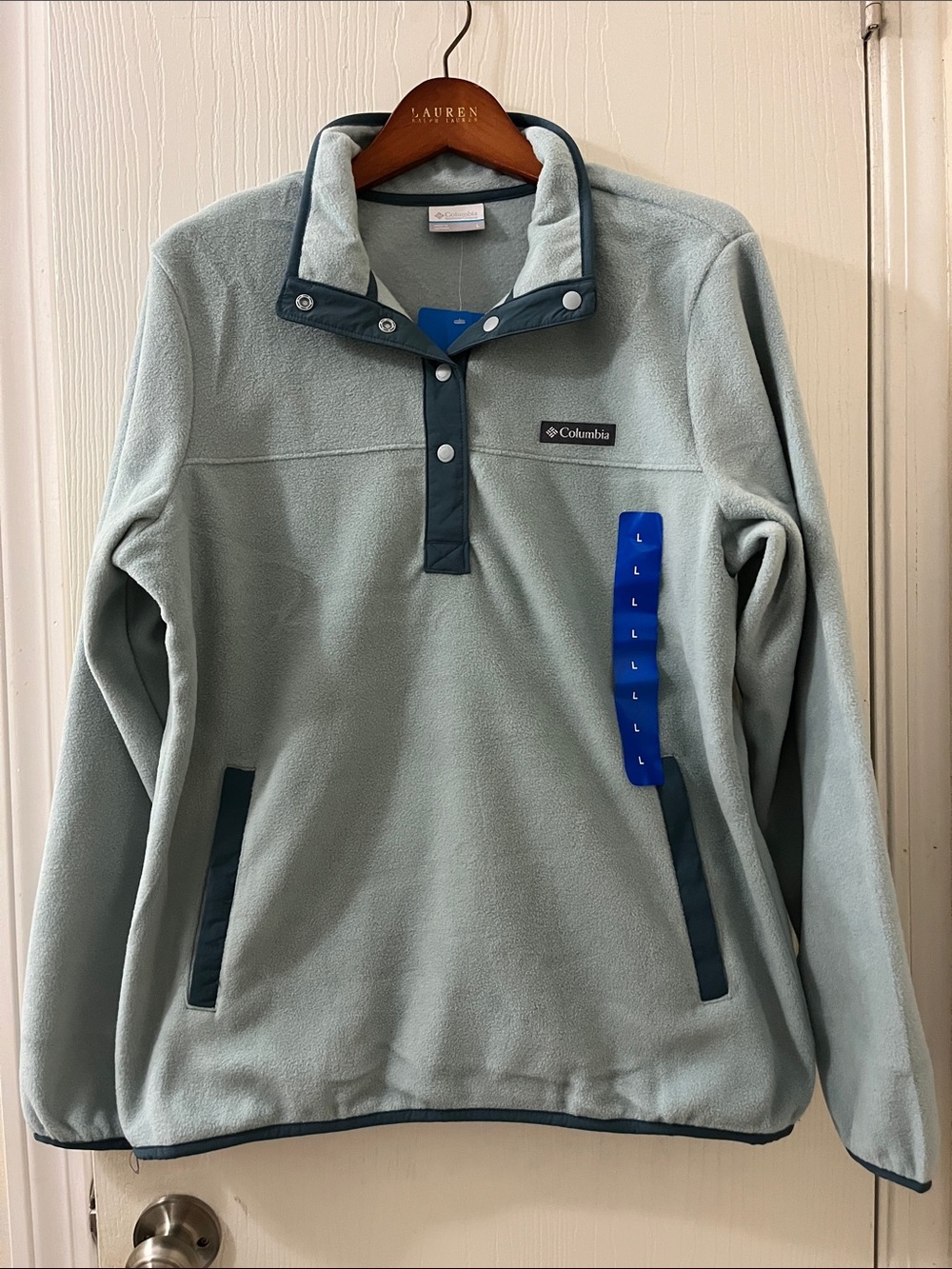 NWT Columbia Light Sage Pullover Fleece with Dark Teal Trim